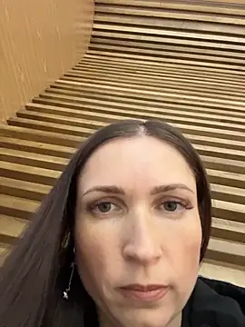 ZaraHill online show from 2, 12, 2025