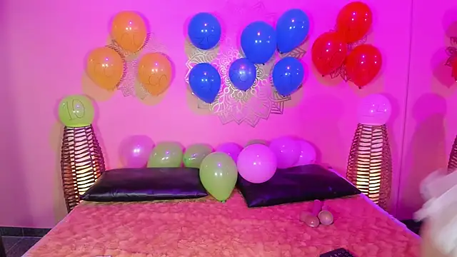 MarianaMontezz online show from 1, 5, 2026