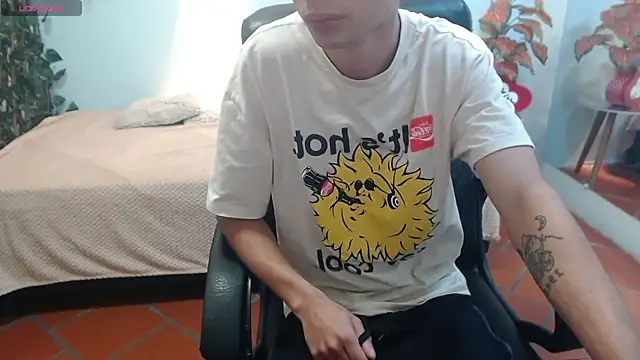 LucassSmith11 online show from 18, 12, 2025