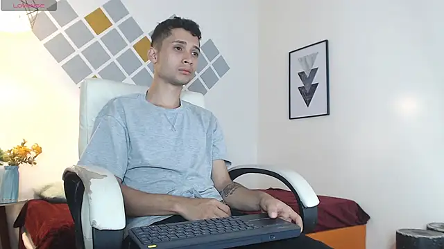 LucassSmith11 online show from 14, 2, 2026