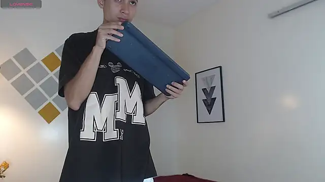 LucassSmith11 online show from 16, 2, 2026