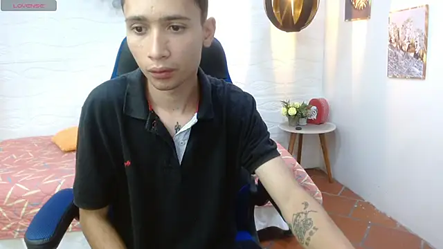 LucassSmith11 online show from 2, 12, 2025