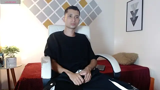 LucassSmith11 online show from 24, 3, 2026