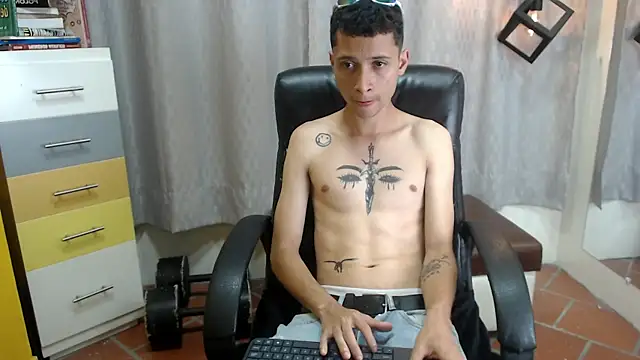LucassSmith11 online show from 17, 5, 2026