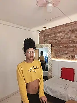 Amaia Monroe online show from 13, 7, 2026