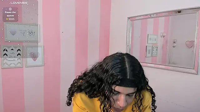 Amaia Monroe online show from 13, 5, 2026