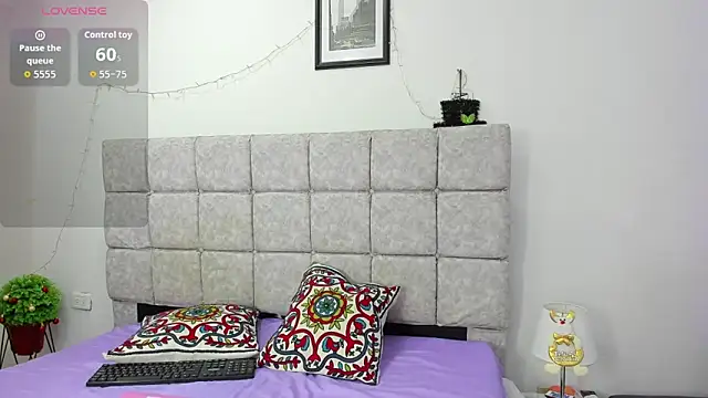 sofiia smith  online show from 21, 12, 2025