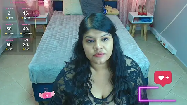 Natasha Saenz   online show from 3, 12, 2025