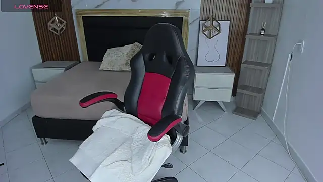 VIOLETTA ROSS1 online show from 10, 2, 2026