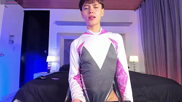 Brenda Tina online show from 17, 12, 2025