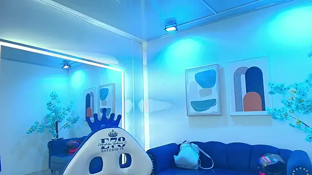 myla evans online show from 30, 11, 2025