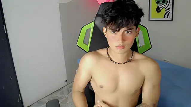 Green XoX online show from 29, 11, 2025