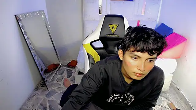 Green XoX online show from 11, 1, 2026