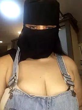 lolotheone online show from 11, 4, 2026