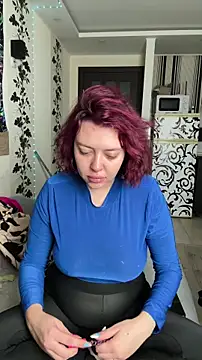 MurrbyAliceMoore online show from 18, 12, 2025