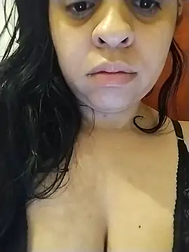 Snapshot of hirla chatting on 9, 7, 2026 hirla online show from 9, 7, 2026