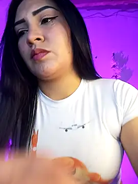 Emy cutee online show from 12, 2, 2026