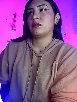 Emy cutee online show from 13, 1, 2026