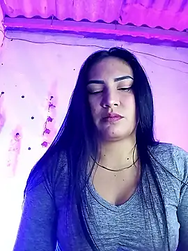 Emy cutee online show from 9, 1, 2026