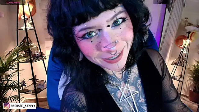 Snapshot of AryRousse chatting on 27, 5, 2026 AryRousse online show from 27, 5, 2026