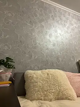 Snapshot of s4rah chatting on 14, 12, 2025 s4rah online show from 14, 12, 2025