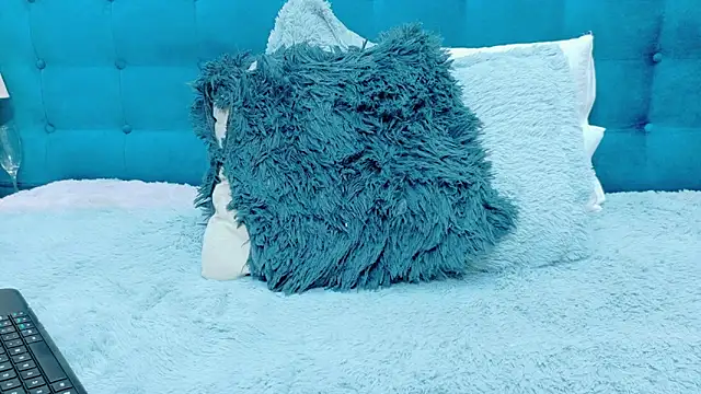 violeta 0426 online show from 13, 4, 2026