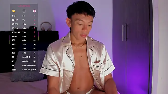 santinaughty online show from 15, 2, 2026