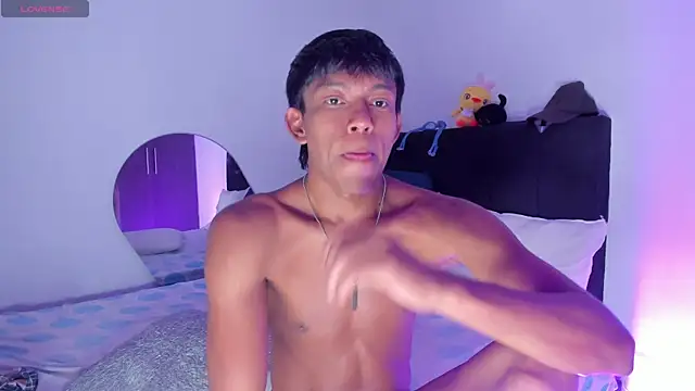 santinaughty online show from 6, 4, 2026