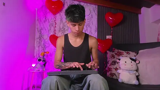 Jake beach  online show from 13, 2, 2026