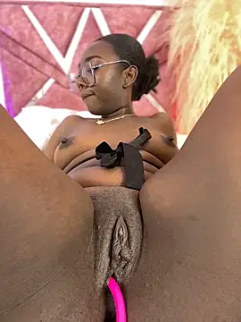 ZahhyGrey online show from 8, 3, 2026