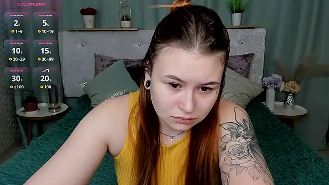 Snapshot of MilanaXHoney chatting on 7, 2, 2026 MilanaXHoney online show from 7, 2, 2026