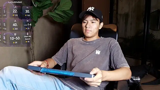 Snapshot of isaac_grimm chatting on 2, 3, 2026 isaac grimm online show from 2, 3, 2026