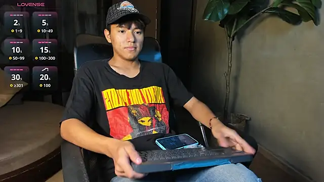 Snapshot of isaac_grimm chatting on 26, 2, 2026 isaac grimm online show from 26, 2, 2026