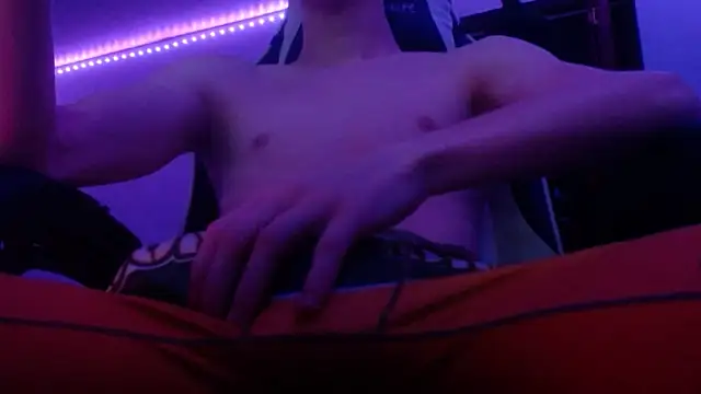 ilovefeet27 online show from 2, 12, 2025