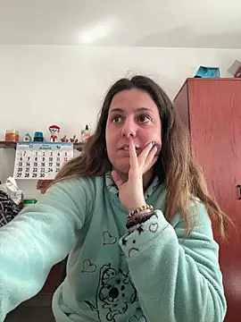 Sareyxon online show from 2, 4, 2026