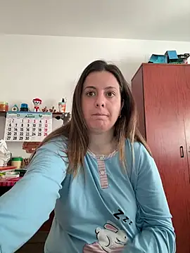 Sareyxon online show from 10, 4, 2026