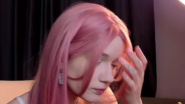 Kitty smalltits online show from 13, 1, 2026