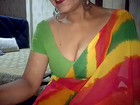 Snapshot of Hotronita123 chatting on 5, 7, 2026 Hotronita123 online show from 5, 7, 2026