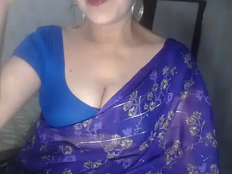 Hotronita123 online show from 4, 5, 2026