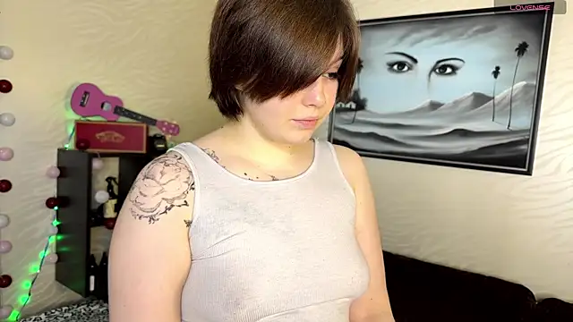 sophia loly online show from 10, 1, 2026