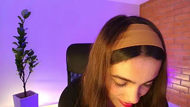 Snapshot of Julieta-8 chatting on 26, 3, 2026 Julieta-8 online show from 26, 3, 2026