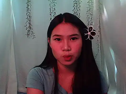 Allysonxx05 online show from 16, 12, 2025