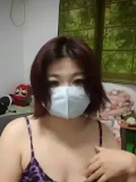 miniiceyya online show from 4, 4, 2026