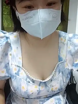 miniiceyya online show from 5, 2, 2026