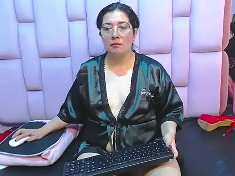 Alexa Sanz online show from 11, 1, 2026