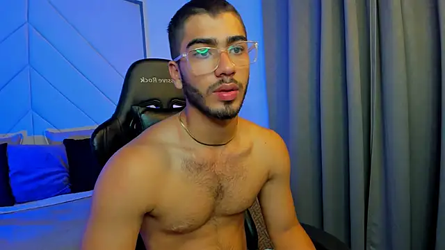 Snapshot of Franco_banderas chatting on 2, 12, 2025 Franco banderas online show from 2, 12, 2025