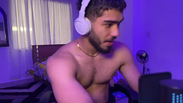 Franco banderas online show from 3, 3, 2026