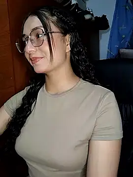 Gwen Sweet online show from 10, 1, 2026