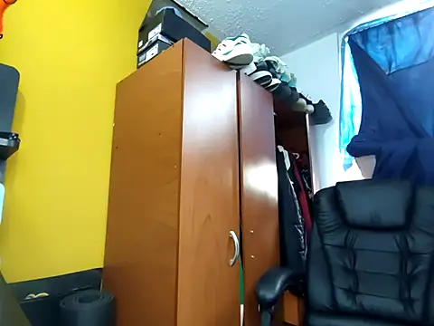 Gwen Sweet online show from 6, 1, 2026