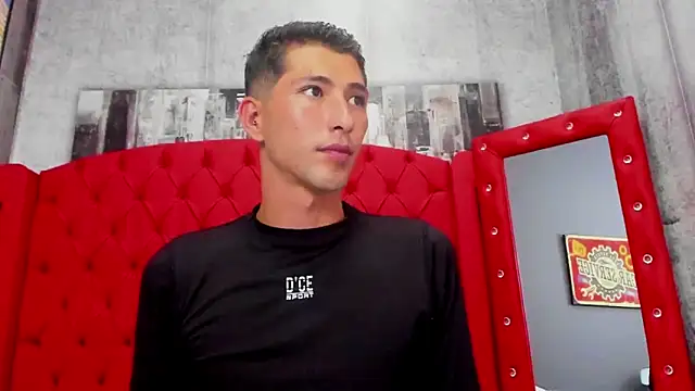 jay Bluee1 online show from 4, 12, 2025